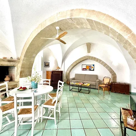 Casa Maricla - Authentic Salento Stone House Near The Sea In Otranto Old Town - Marea Stays Collection Casa de Férias *