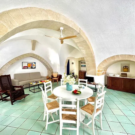Casa Maricla - Authentic Salento Stone House Near The Sea In Otranto Old Town - Marea Stays Collection Casa de Férias